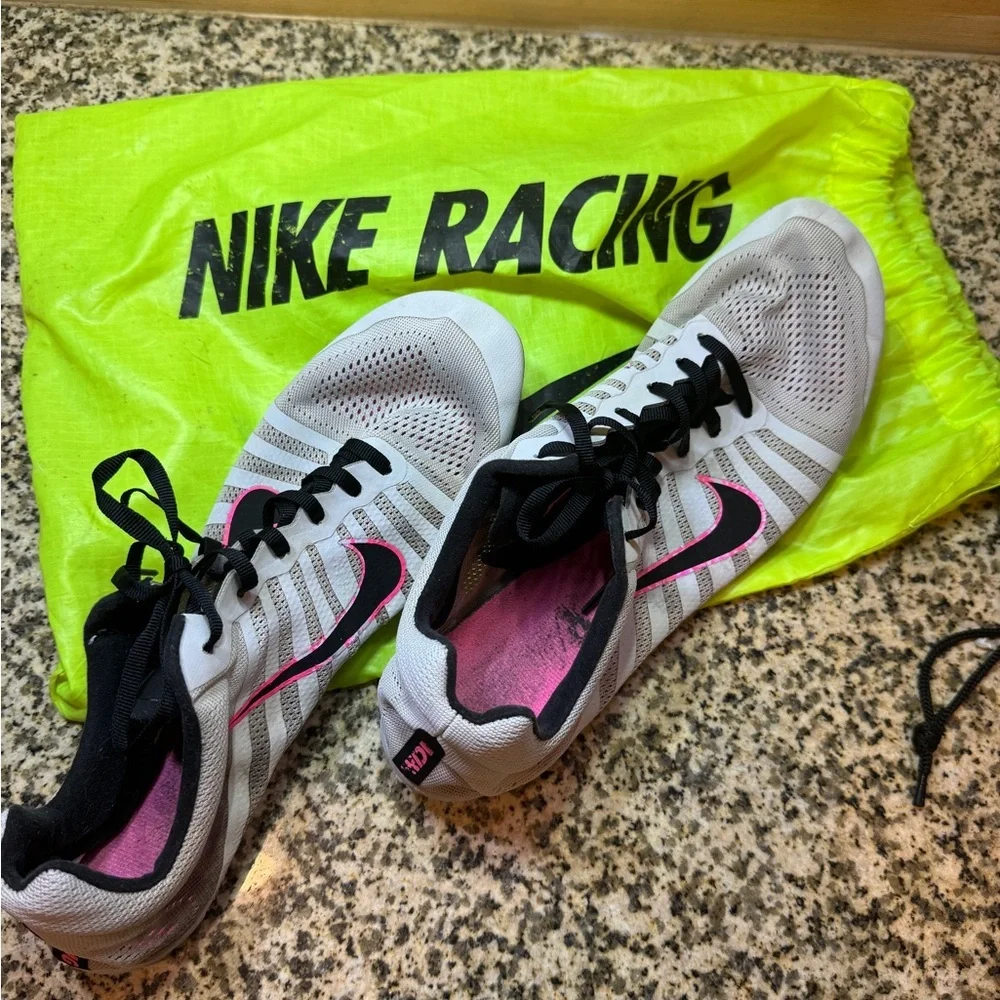 Nike‎ Women's White and Pink Running Shoes